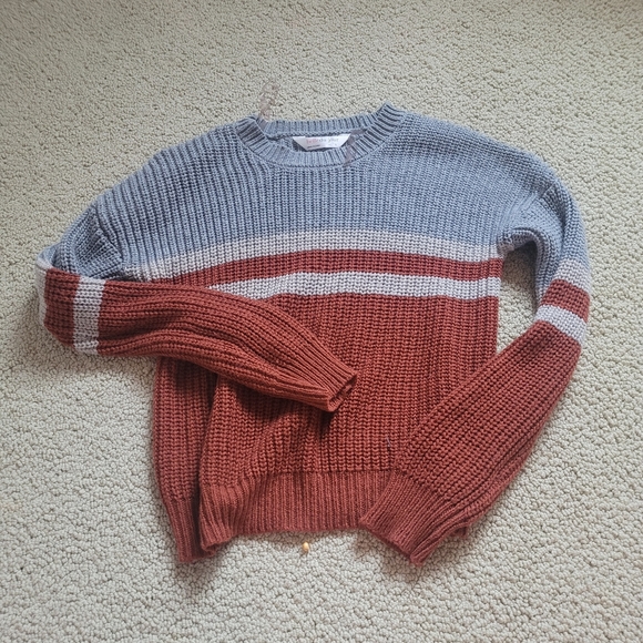 Colorful Sweater - Picture 2 of 2